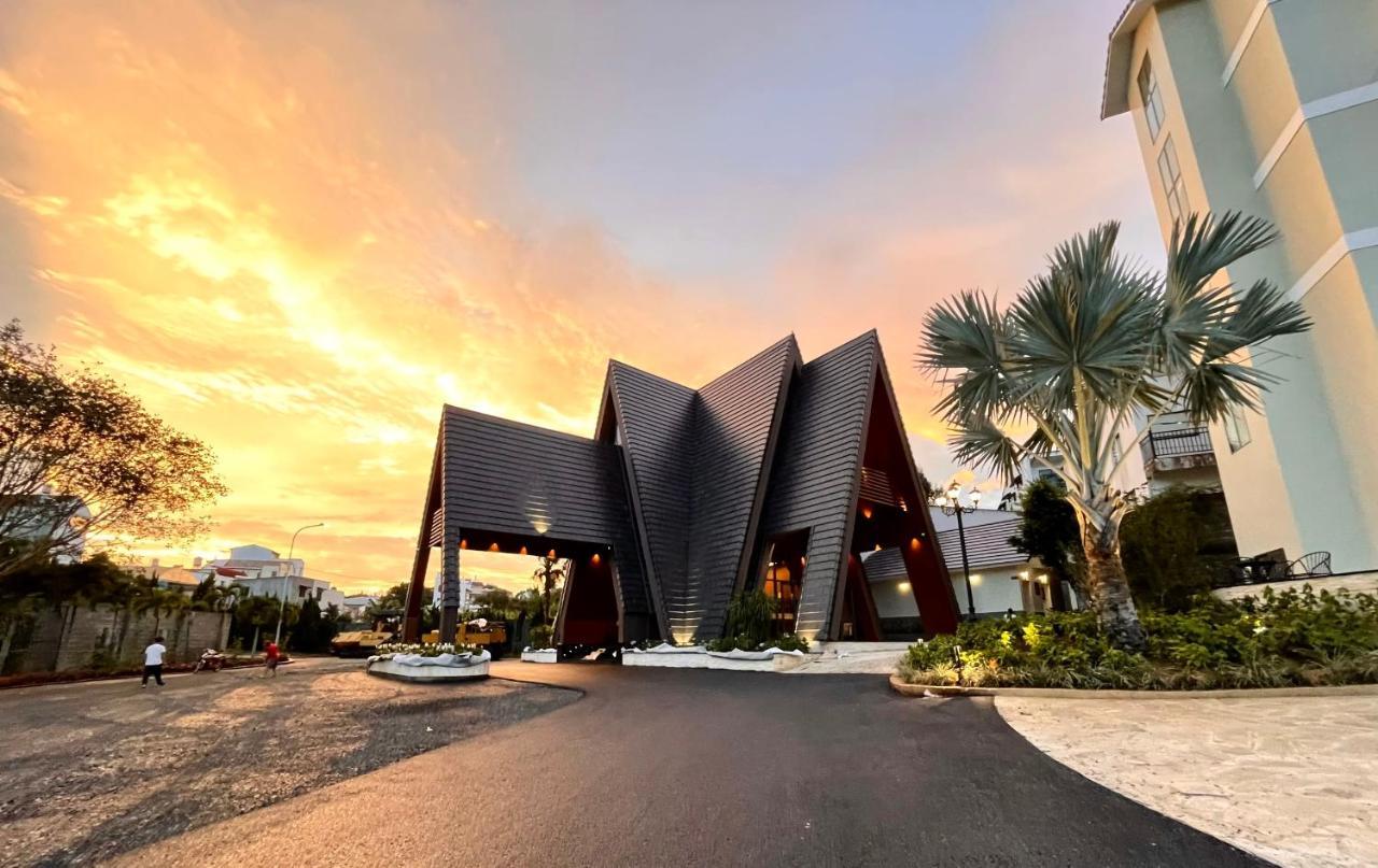 Sunflower Hotel & Resort 保禄 外观 照片