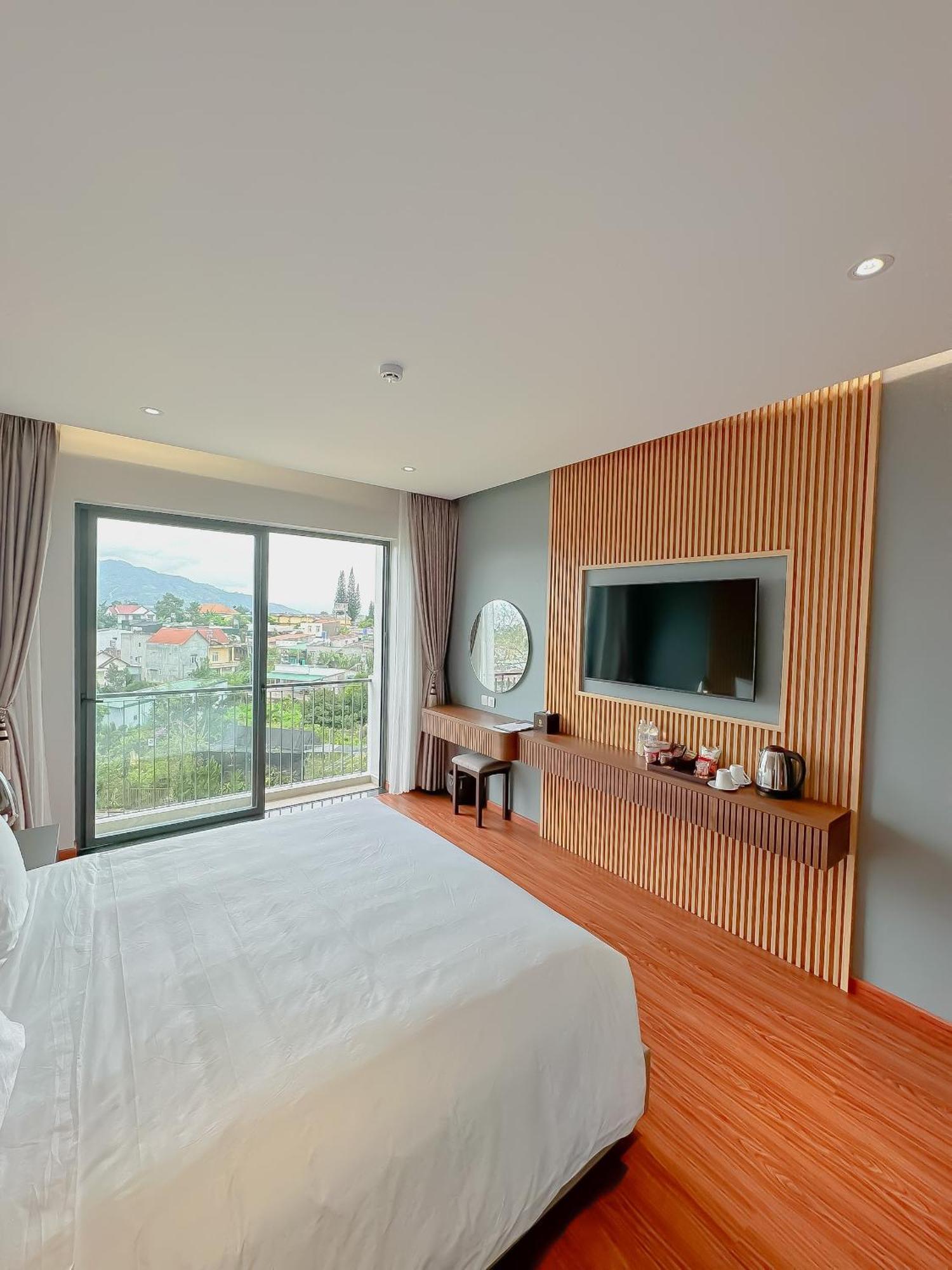 Sunflower Hotel & Resort 保禄 外观 照片